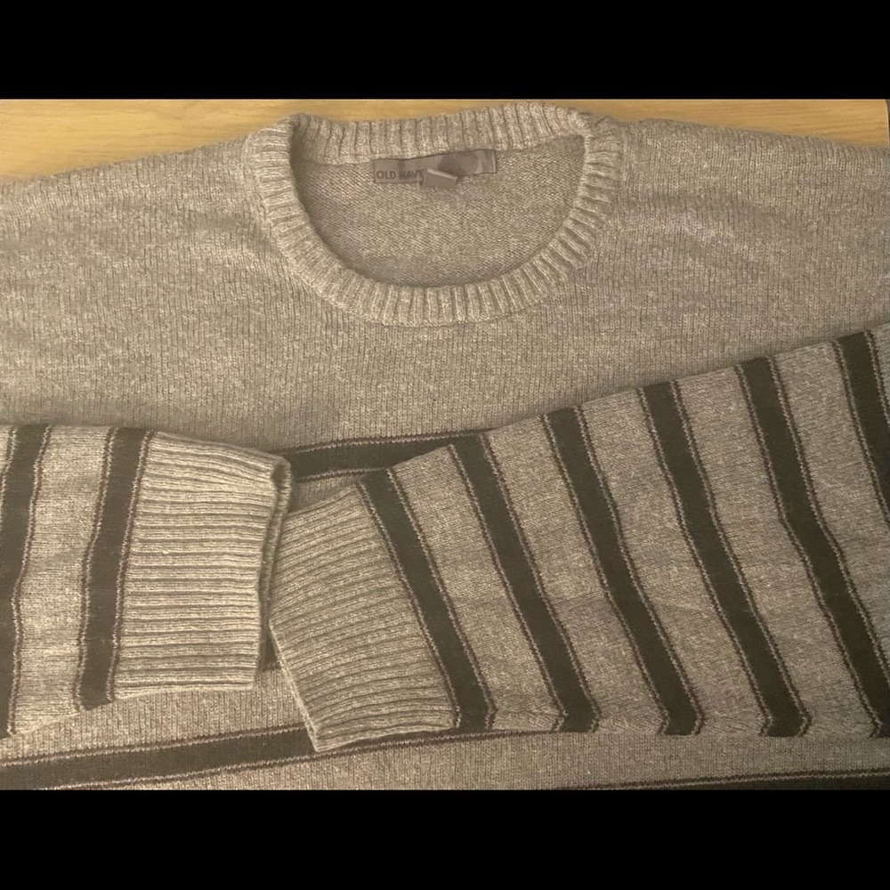 Cozy grey sweater with black and brown stripes
